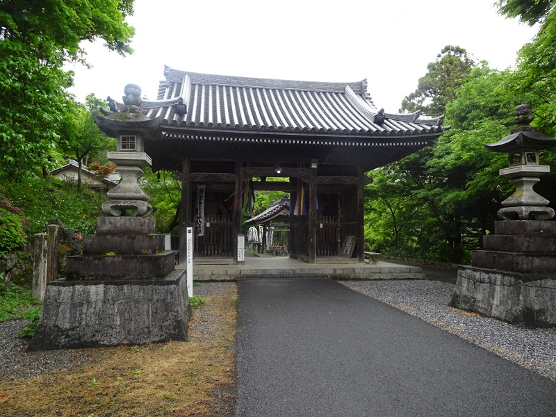 TOO001