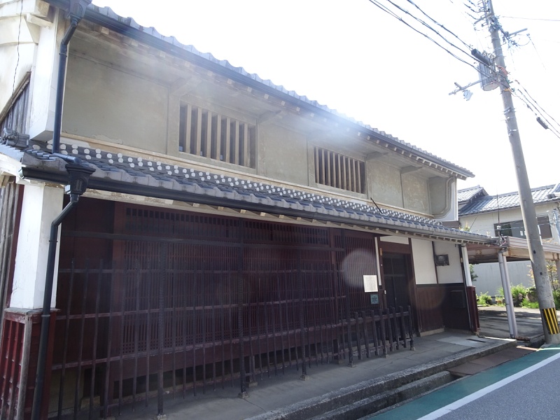 TOO001