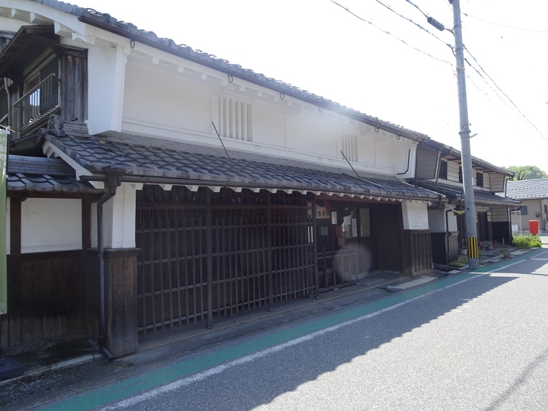 TOO001
